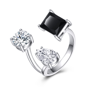 Regulowany pierścionek ze srebra 925, czarno-białe cyrkonie